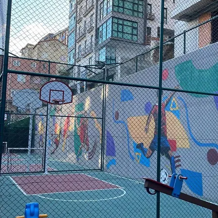 In * Istambul